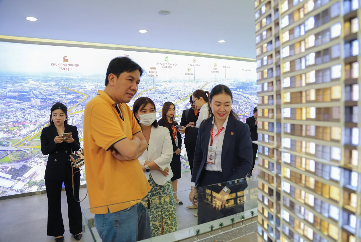 Thị trường bất động sản sẽ bước vào chu kì tăng trưởng mới ổn định nếu tiếp tục nhận được sự hỗ trợ mạnh tay từ Chính phủ, các bộ ban ngành.